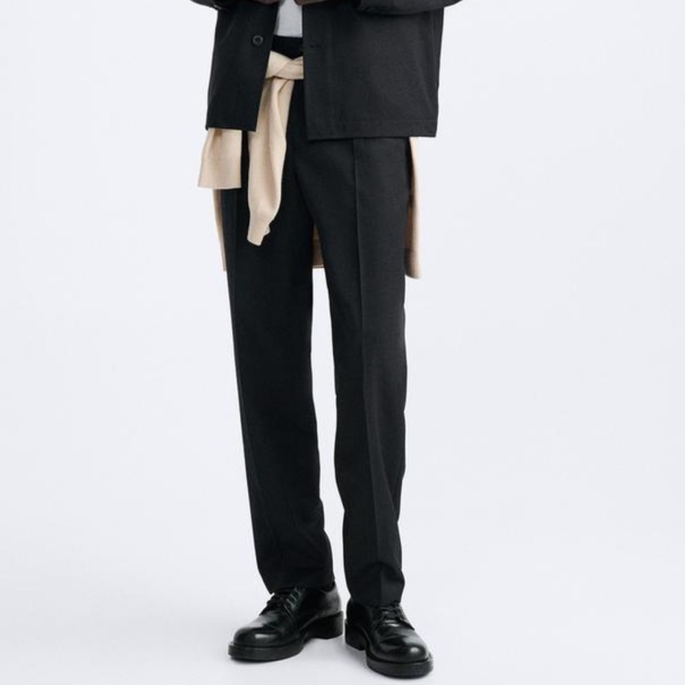 NEW Zara Man Black Pleaded Front Chino Pants‎ Size 34 Minimalist Workwear Preppy